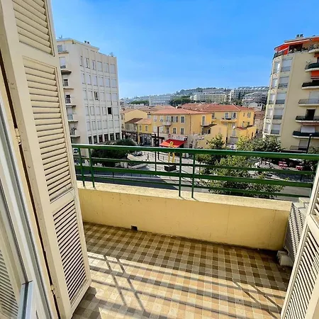 Seafront For 6 Promenade Des * Nice